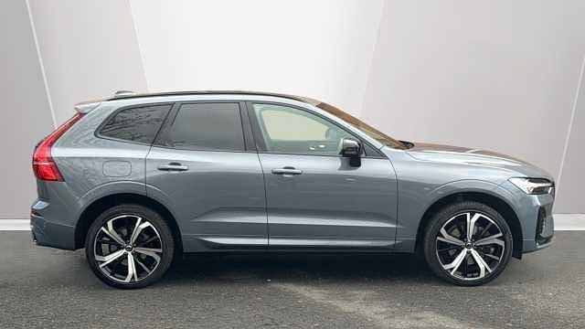 Used Volvo XC60 R-Design Pro 247 HP (181 kW) 2022 SUV