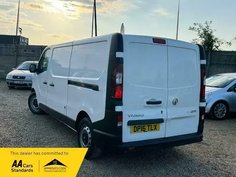 Used Vauxhall Vivaro 2016 White