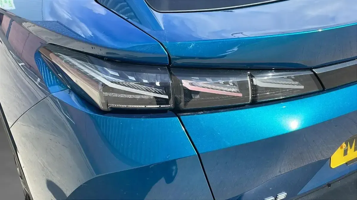 Used Peugeot 408 GT 129 HP (94 kW) 2024 Blue SUV