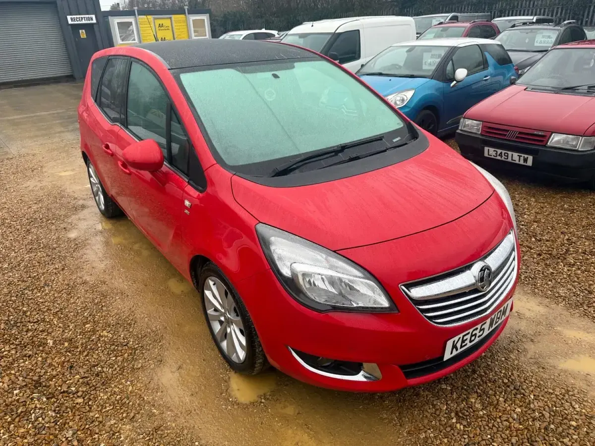 Used Vauxhall Meriva 2015 Red MPV