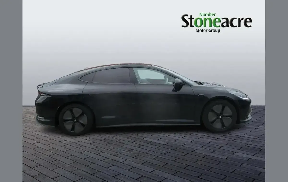 New MG IM5 Performance 553 kW (752 HP) 2026 Black Hatchback