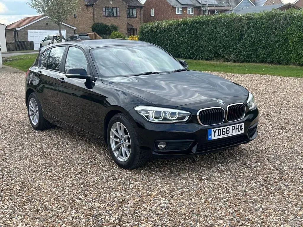 Used BMW 116 Comfort Edition 116 HP (85 kW) 2018 Black Hatchback