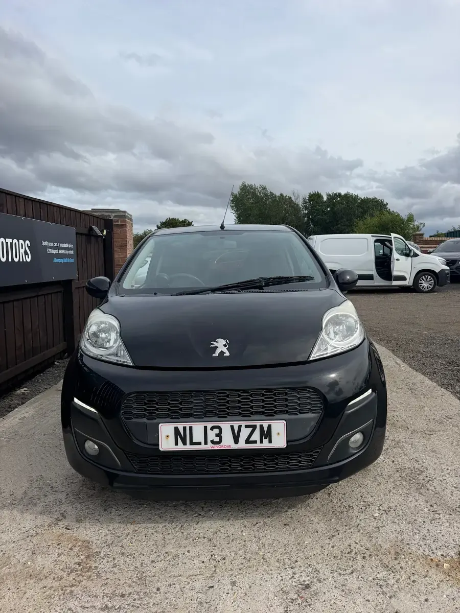 Used Peugeot 107 Allure 68 HP (50 kW) 2013 Black Hatchback