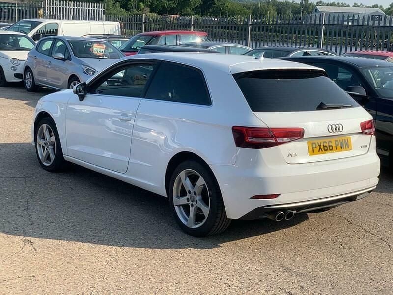 Used Audi A3 Sport 150 HP (110 kW) 2016 White Hatchback
