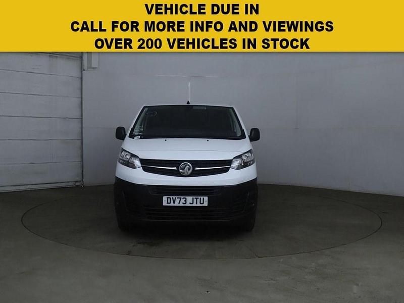 White Used 2023 Vauxhall Vivaro S Van | £12,750 (Super price) - Image 1/3