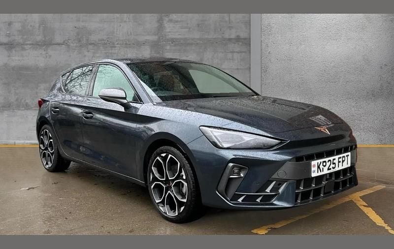 Used Cupra Leon 147 HP (108 kW) 2025 Grey Hatchback