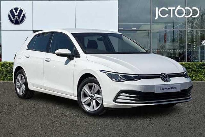 Used 2021 VW Golf VIII | £15,412 (Good price) - Image 1/4