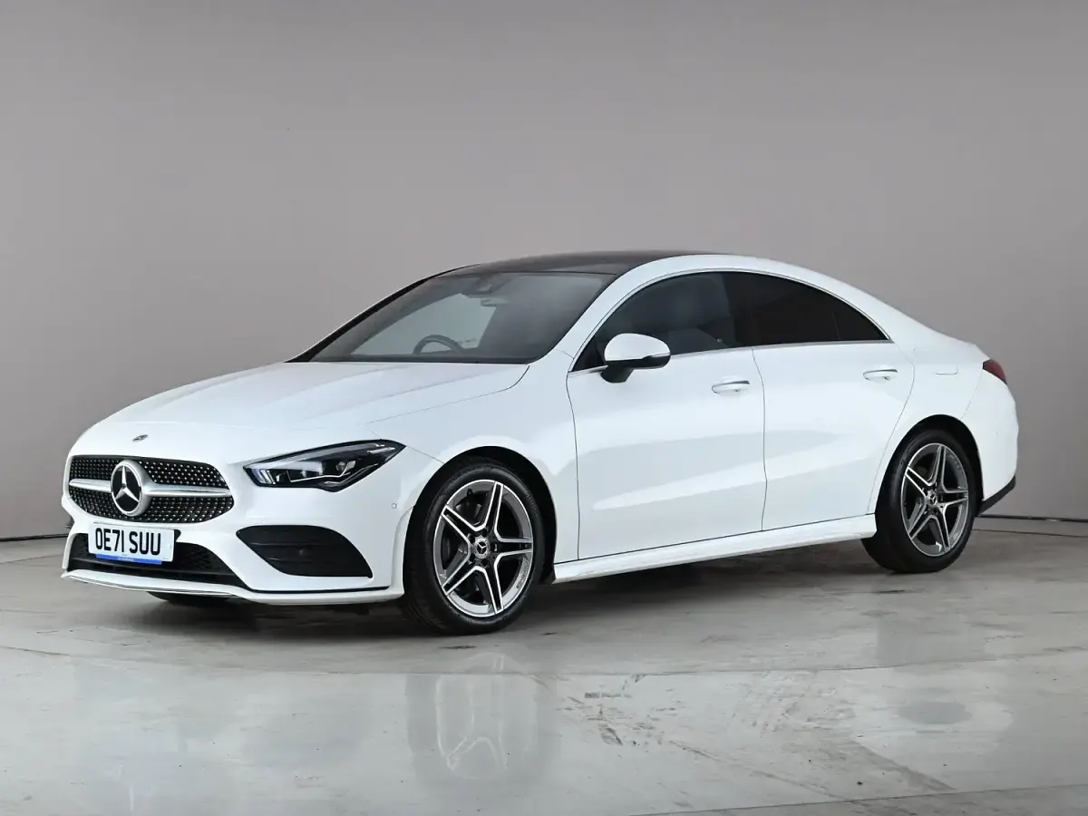 Usado Mercedes CLA200 AMG Line Premium Plus 2022 Branco Coupé
