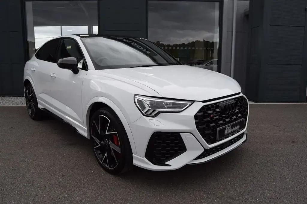 Used Audi RS Q3 Advanced 400 HP (294 kW) 2022 White SUV