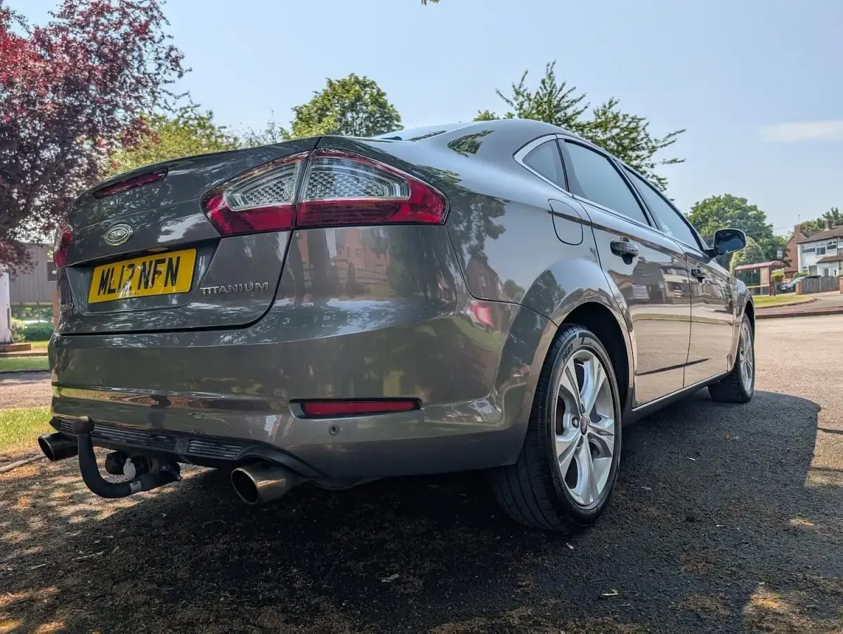 Used Ford Mondeo Titanium 200 HP (147 kW) 2012 Brown Hatchback