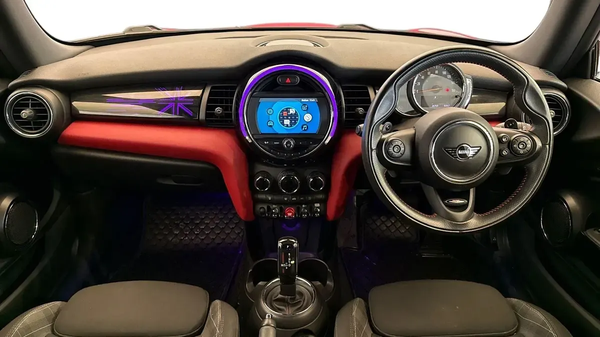 Used Mini Cooper S Hatch 189 HP (139 kW) 2018 Red Hatchback