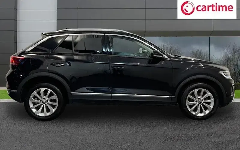 Used VW T-Roc Style 110 HP (80 kW) 2024 SUV