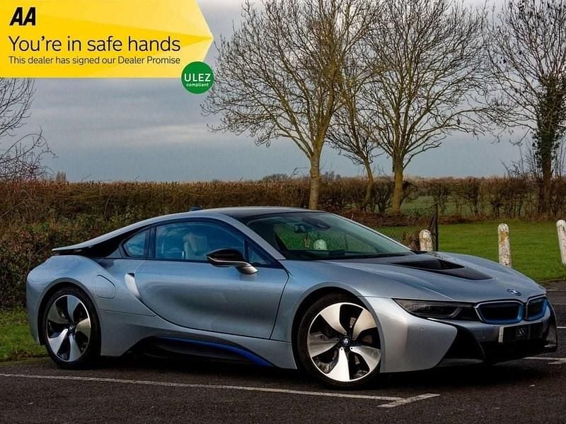 Used BMW i8 Pure Impulse 362 HP (266 kW) 2015 Silver Coupe