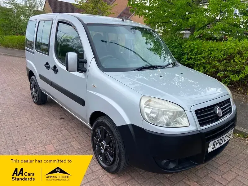 Used Fiat Doblò Active 2010 Silver MPV