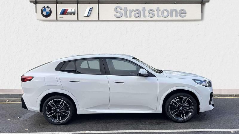 Used BMW iX2 M Sport 230 kW (313 HP) 2025 White SUV