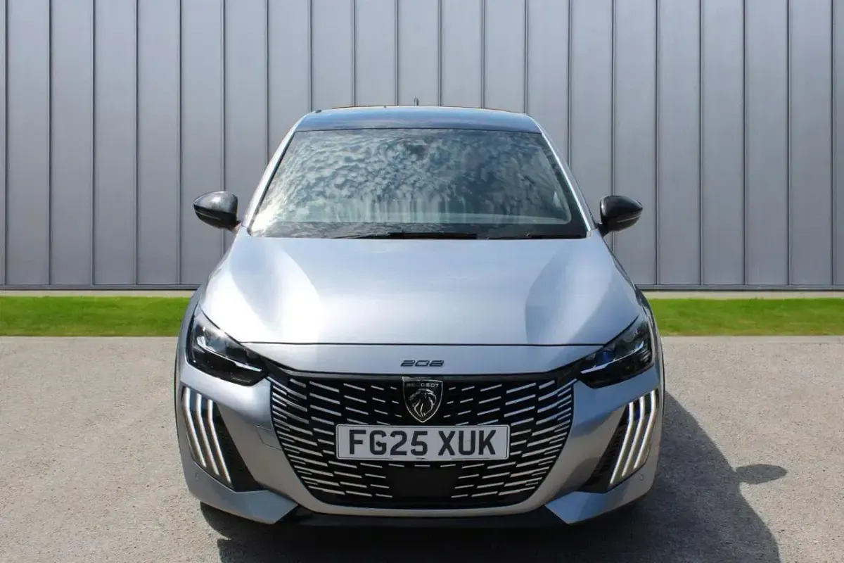 Used Peugeot 208 GT 99 HP (72 kW) 2025 Grey Hatchback