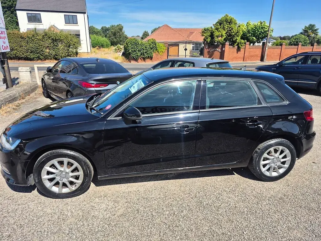 Used Audi A3 2014 Black Hatchback