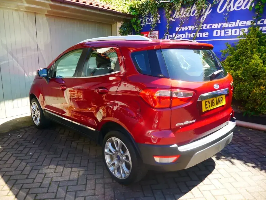 Second-hand Ford Ecosport Titanium 125 CP (91 kW) 2018 Roșu SUV