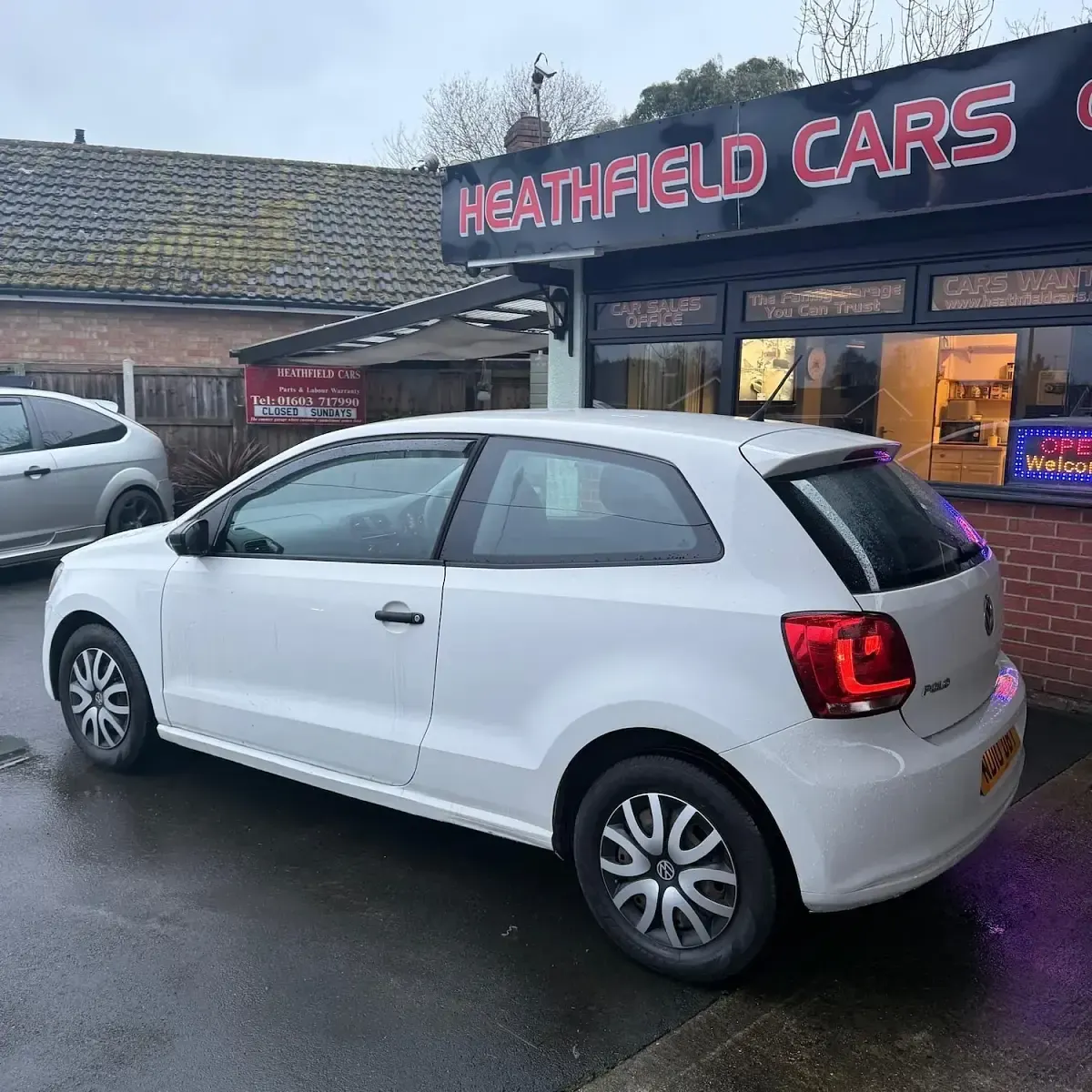 Used VW Polo S 70 HP (51 kW) 2010 White Hatchback