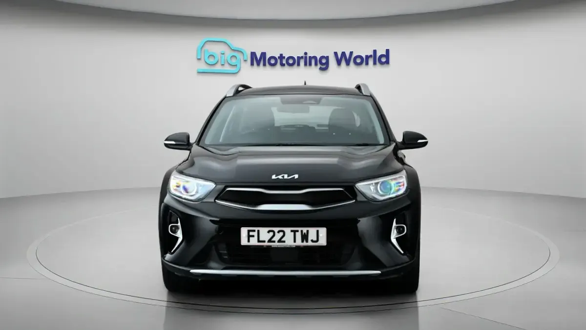 Used Kia Stonic 99 HP (72 kW) 2022 Black SUV