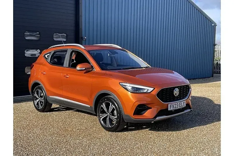 Used MG ZS Excite 106 HP (77 kW) 2023 Orange SUV