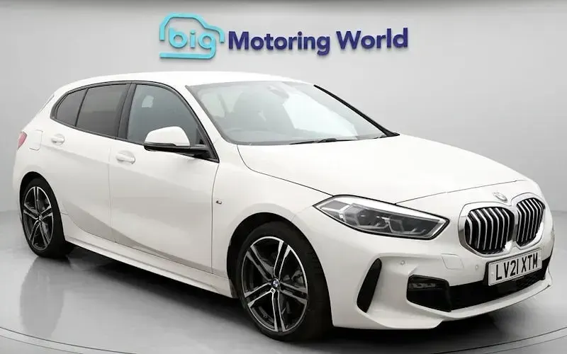 Używany BMW 120 M Sport 190 KM (139 kW) 2021 Hatchback