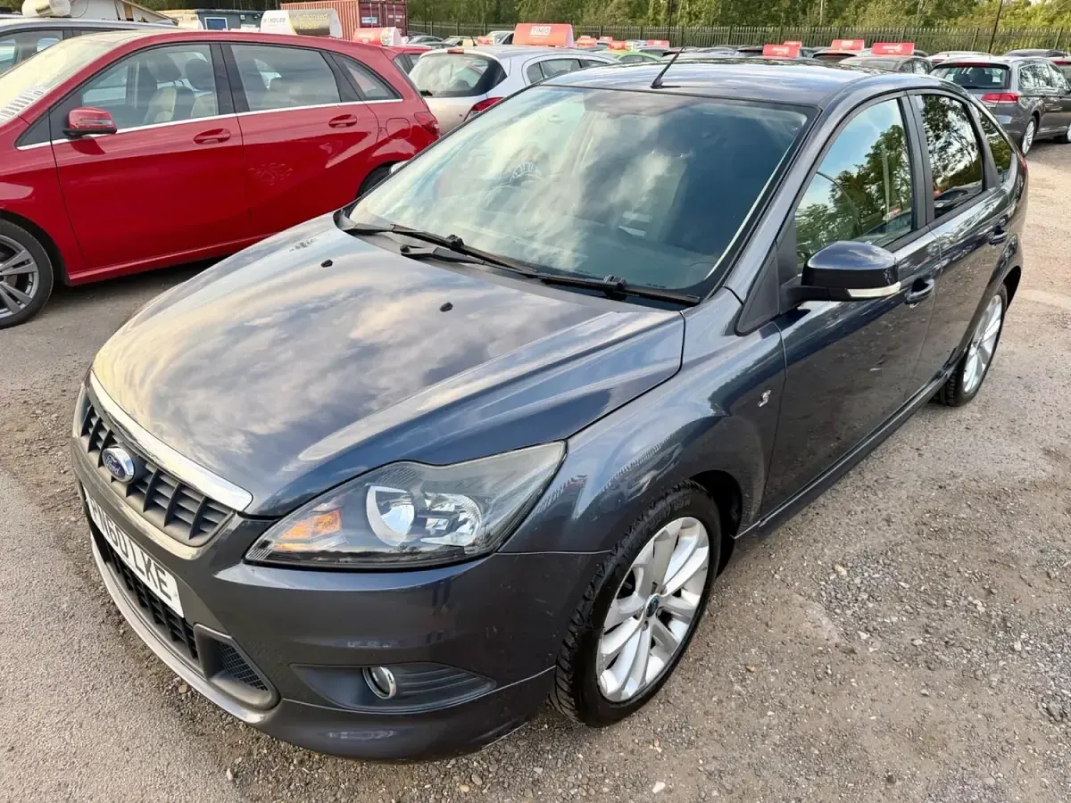 Used Ford Focus Zetec 2010 Grey Hatchback