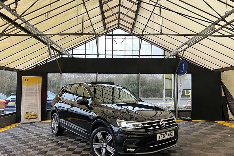 Used VW Tiguan SEL 190 HP (139 kW) 2017 Black SUV