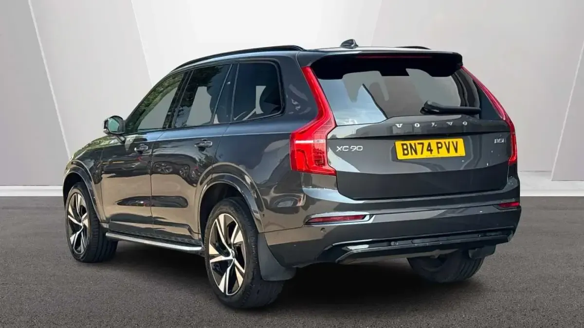 Used Volvo XC90 Plus 247 HP (181 kW) 2024 Grey SUV