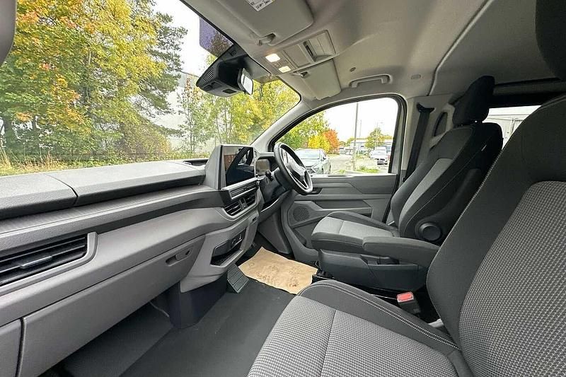 Used VW Transporter Pro 218 HP (160 kW) 2025 Grey Van