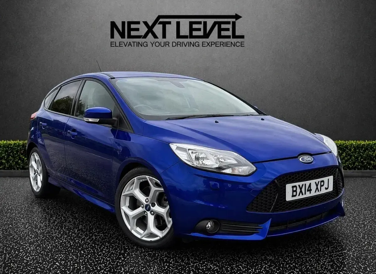 Used Ford Focus ST 2014 Blue Hatchback