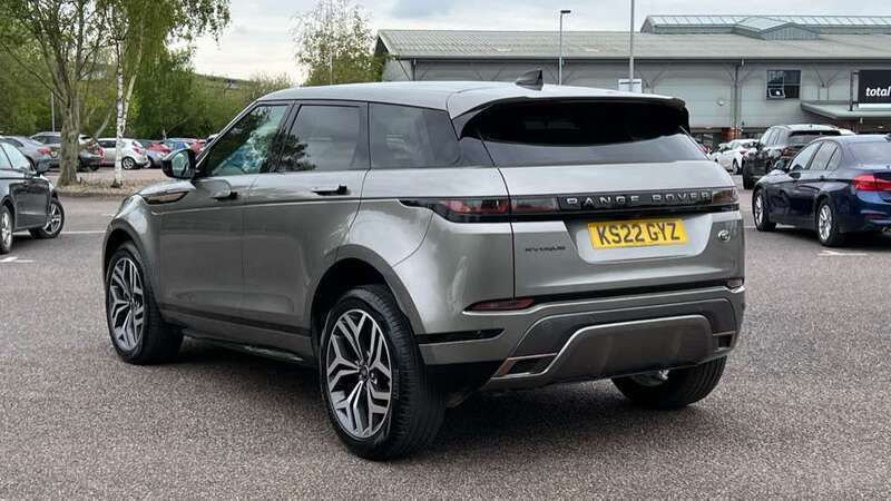Used Land Rover Range Rover evoque HSE Dynamic 204 HP (150 kW) 2022 Premium metallic  silicon silver  SUV