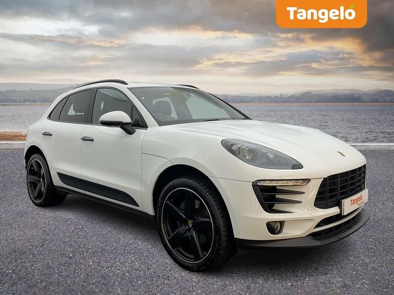 White Used 2018 Porsche Macan SUV | £23,495 (Super price) - Image 1/4