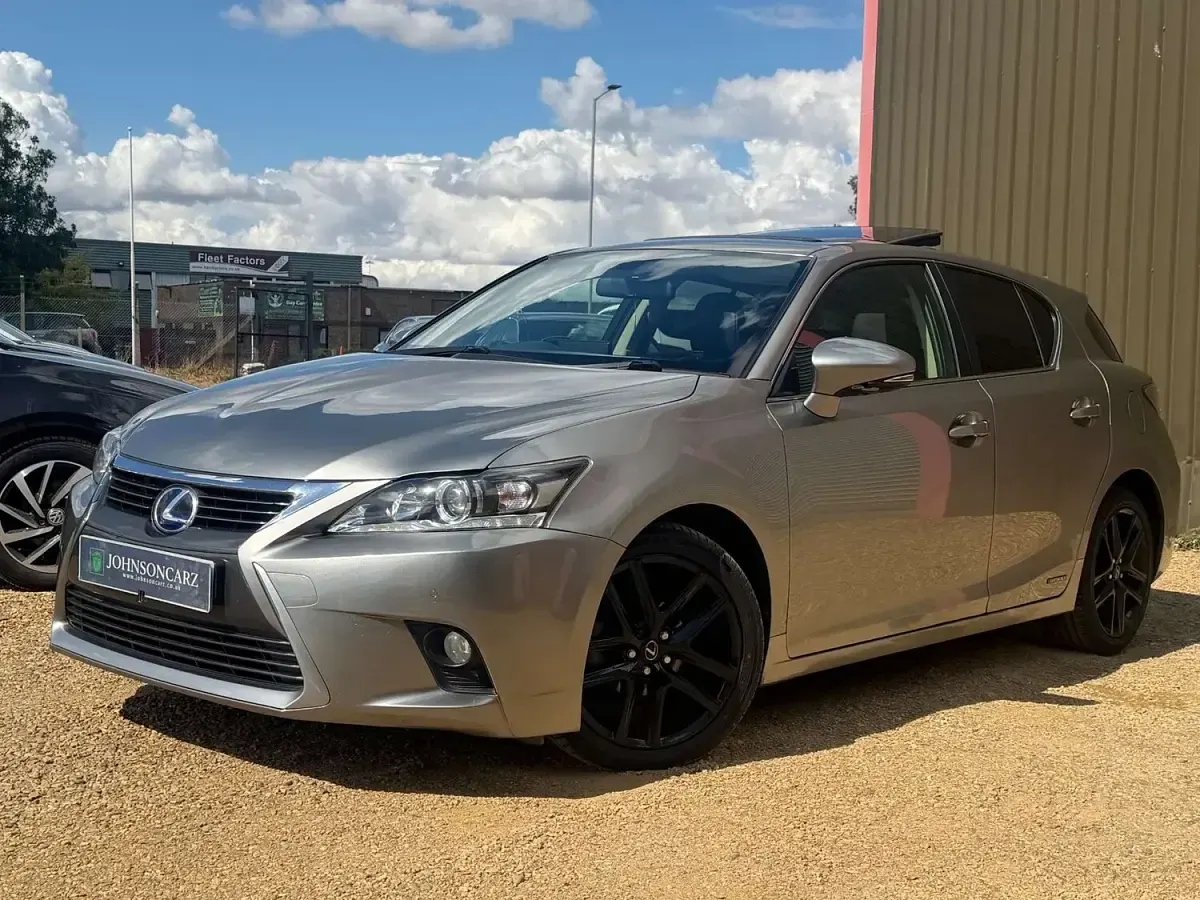 Used Lexus CT200h 2015 Silver Hatchback