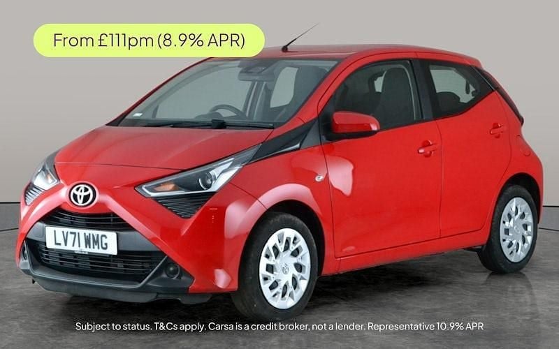 Red Used 2021 Toyota Aygo X-play Hatchback | £9,146 (Good price) - Image 1/3