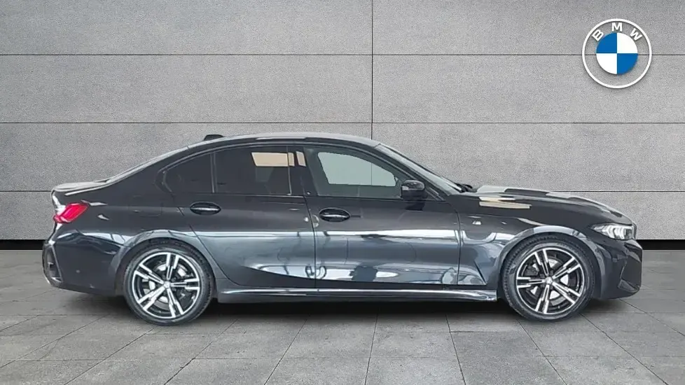Used BMW 320 M Sport 184 HP (135 kW) 2023 Black sapphire Sedan
