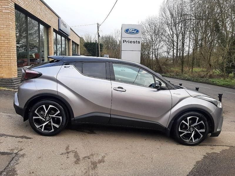 Used Toyota C-HR 2018 Silver SUV