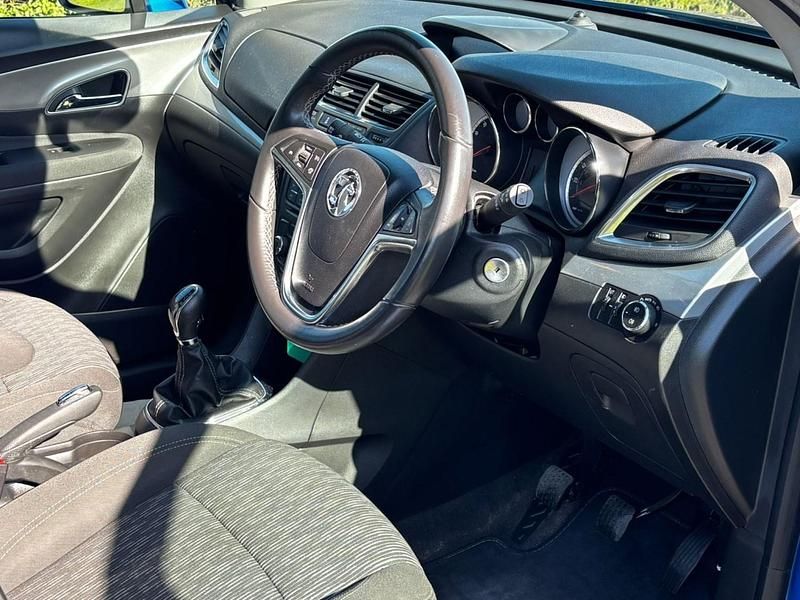 Używany Vauxhall Mokka 140 KM (102 kW) 2016 Niebieski SUV