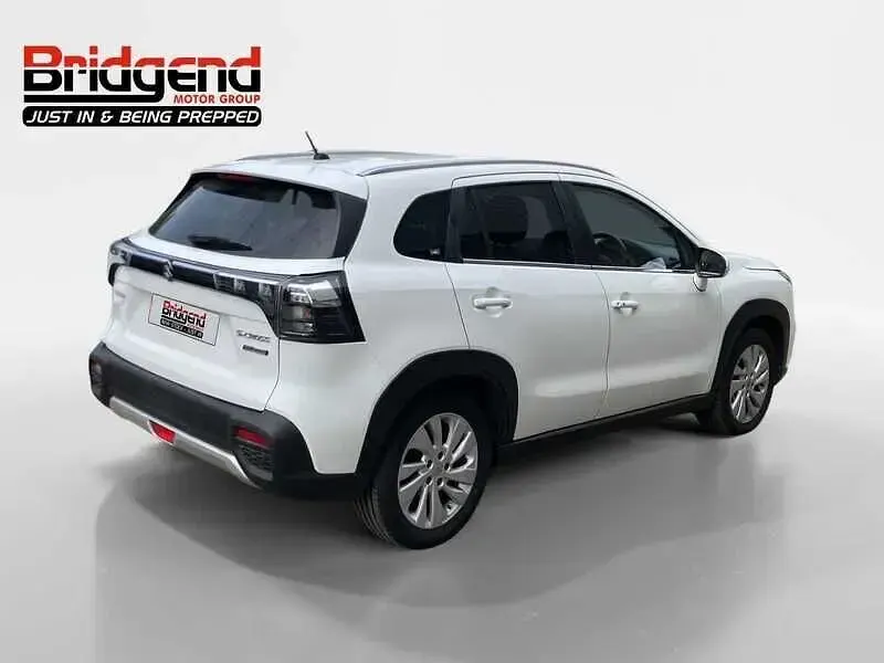 Used Suzuki SX4 S-Cross 2023 White SUV