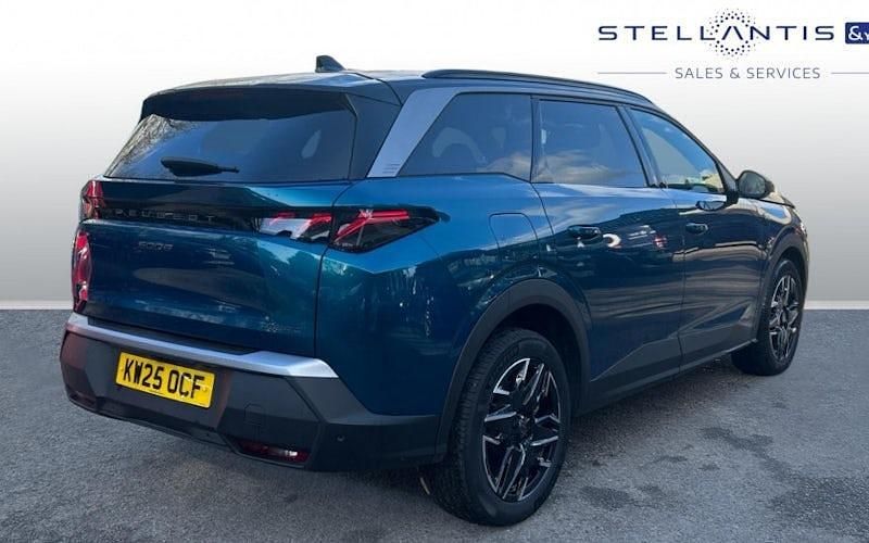 Used Peugeot 5008 GTi 136 HP (100 kW) 2025 Blue SUV