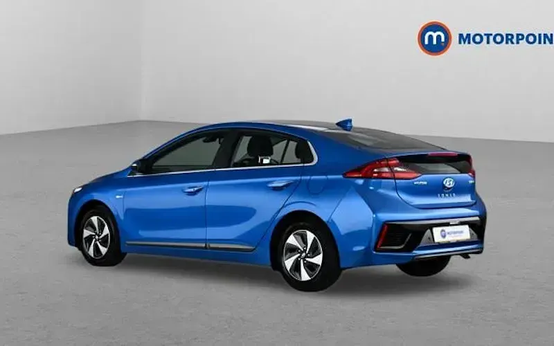 Used Hyundai Ioniq Premium 141 HP (103 kW) 2018 Blue Hatchback