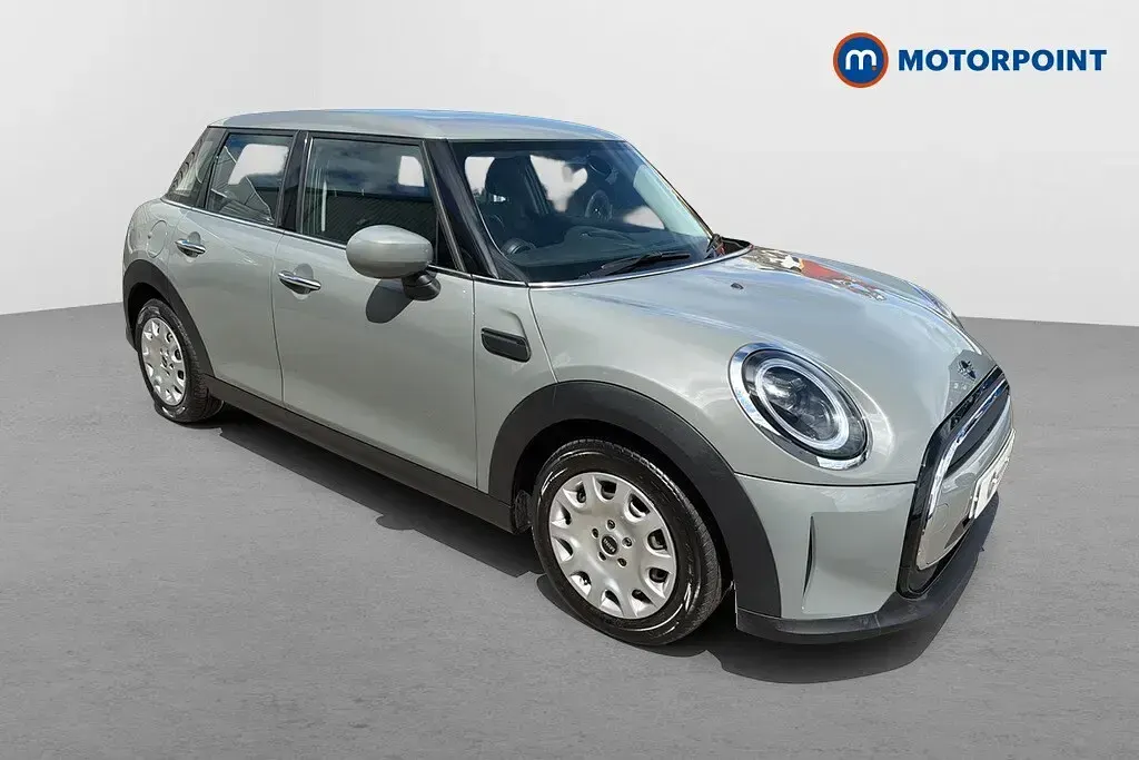 Used Mini ONE Classic 102 HP (75 kW) 2021 Hatchback