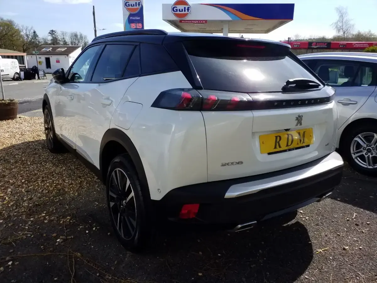 Used Peugeot 2008 Premium 2021 White SUV