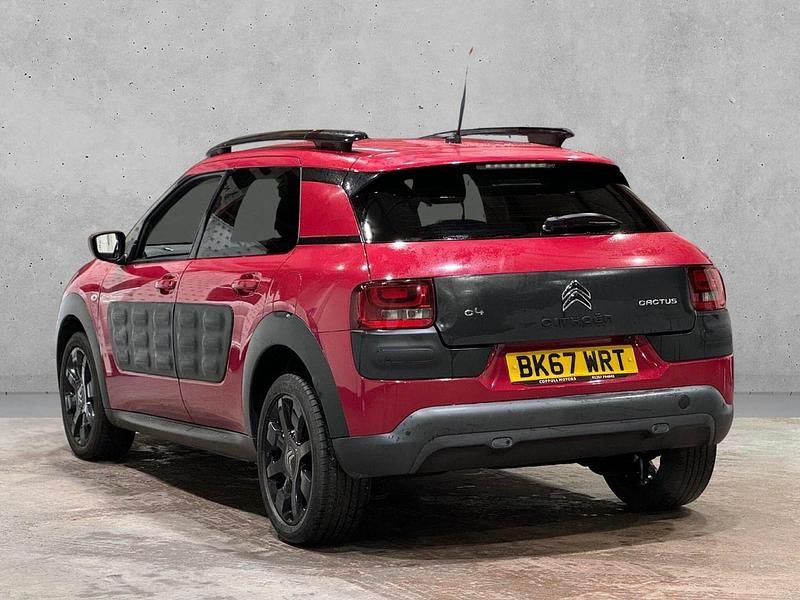 Used Citroën C4 Cactus Flair 82 HP (60 kW) 2017 Red Hatchback