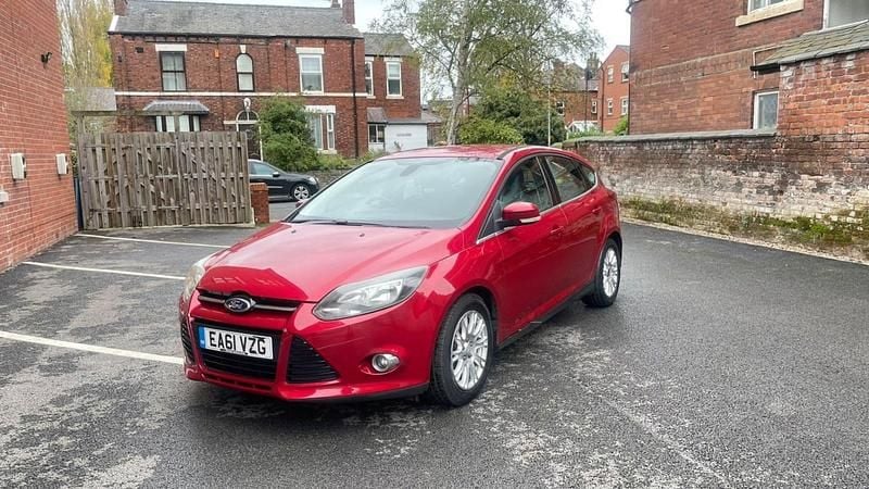 Red Used 2011 Ford Focus Titanium Hatchback | £1,490 (Expensive) - Image 1/4