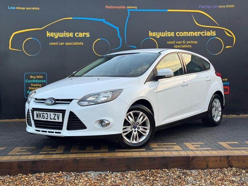 White Used 2013 Ford Focus Titanium Hatchback | £4,990 (Expensive) - Image 1/4
