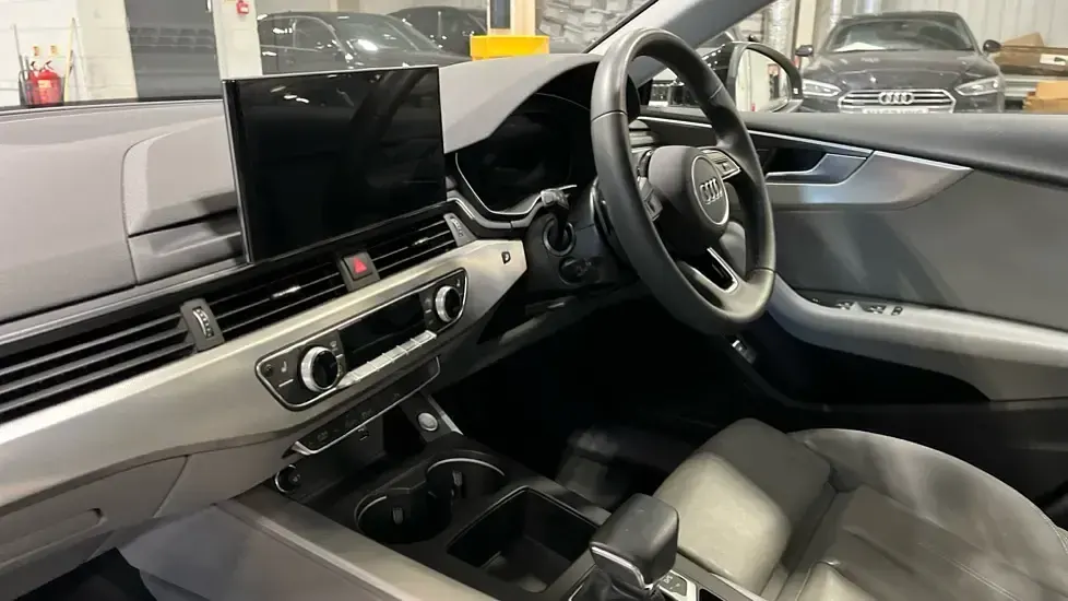 Usado Audi A5 Sportback Sport 150 CV (110 kW) 2024 Negro Utilitario