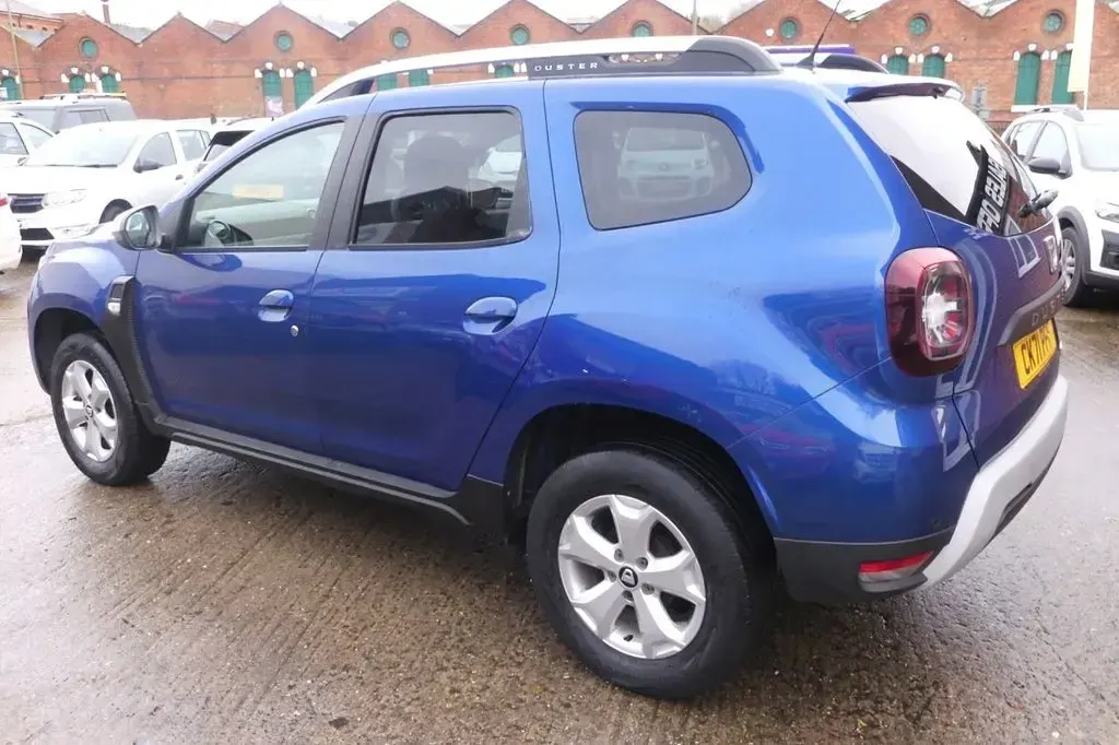 Used Dacia Duster Comfort 100 HP (73 kW) 2021 Blue SUV