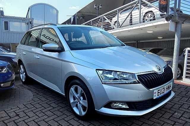 Used Skoda Fabia SE L 70 HP (51 kW) 2021 Brilliant silver metallic Estate