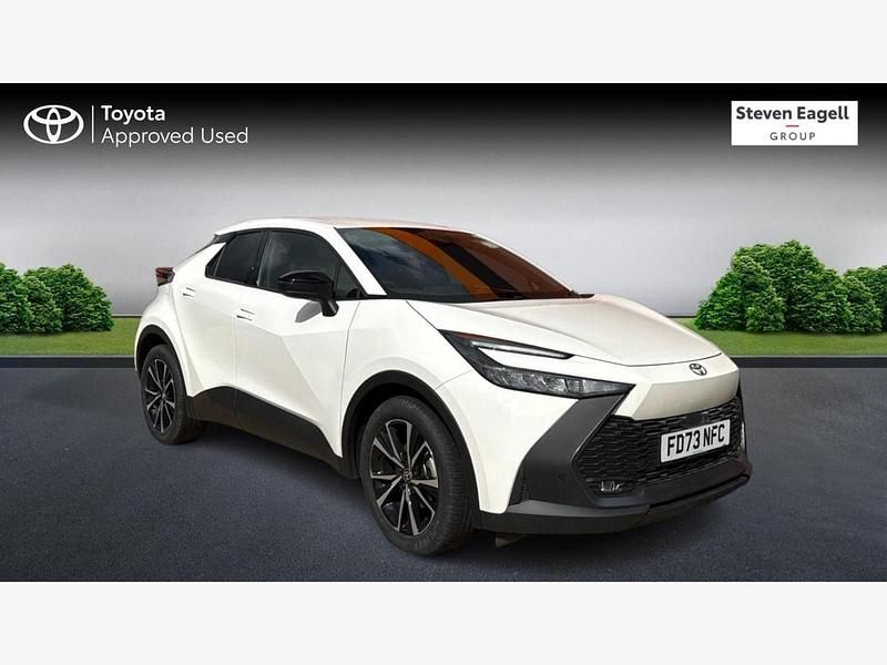 White Used 2023 Toyota C-HR Design SUV | £25,900 (Expensive) - Image 1/3
